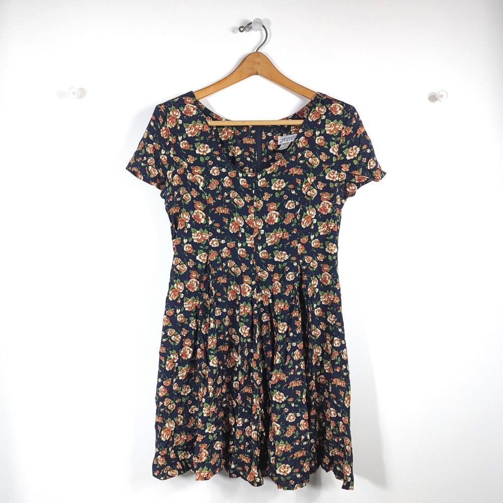 Vintage Express Romper Women's Size 1/2 Floral 90s Flowy Shorts